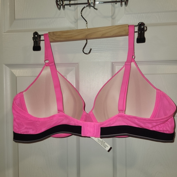 PINK Victoria's Secret Bright Pink Bra - Picture 2 of 7